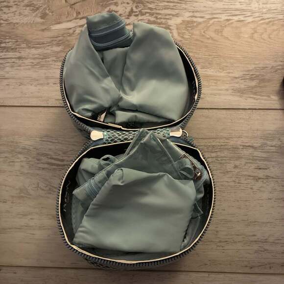 PurseN Glam Luxurious Travel Jewelry Tote 5”x5”x4” includes 12 pouches! - Picture 3 of 13